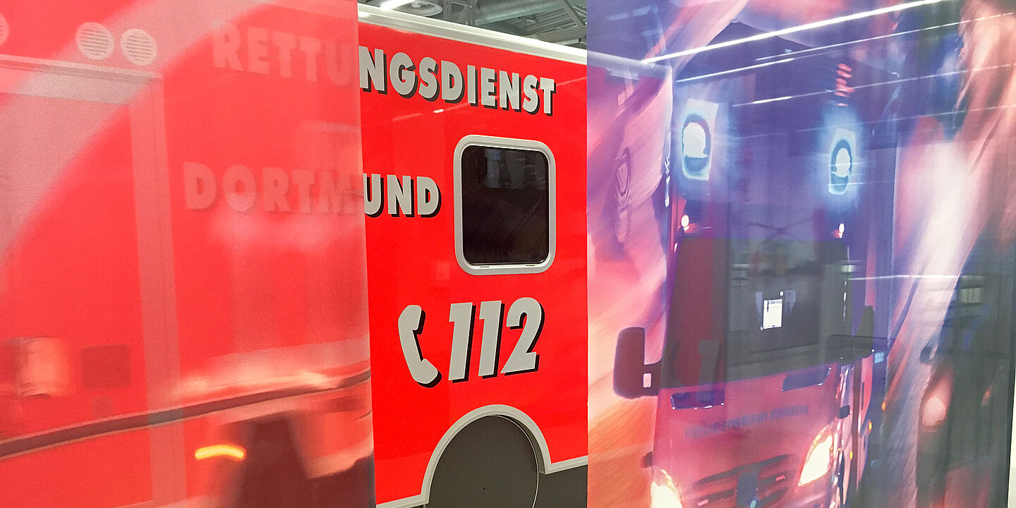 Einblick in die DASA Ausstellung Heilen und Pflegen mit Rettungswagen