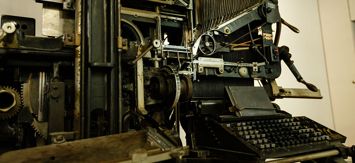 Linotype, Zeilensetz- und -gießmaschine aus der DASA