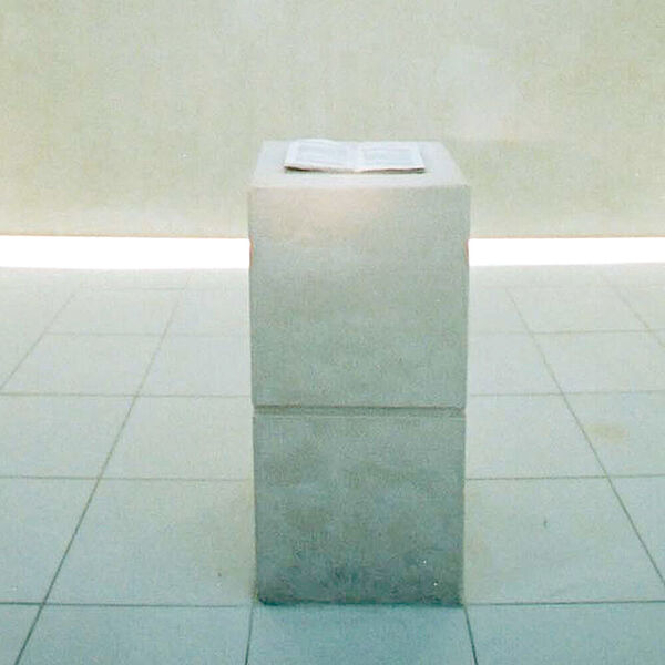 Ein Ausstellungraum in der DASA, mit dem Titel Elementarraum "Geistige Kompetenz"  Kalk